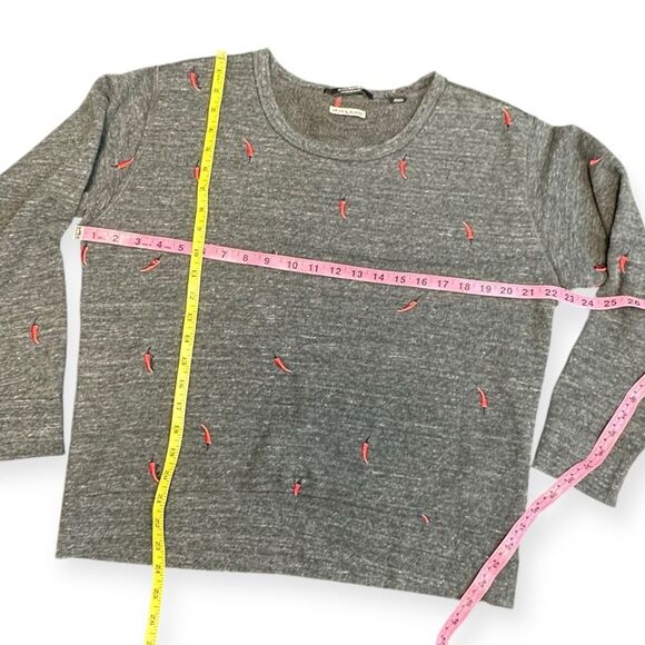 SCOTCH & SODA SPICY SUNDAY Women’s Gray Long Sleeve Embroidered Chili Pepper Pul - Picture 5 of 5
